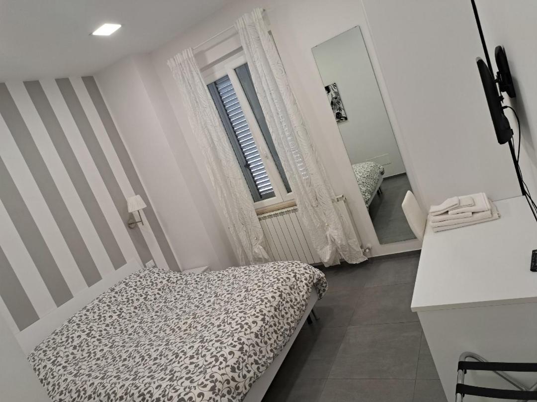 Massaro Apartments Via Firenze Pescara Abruzzo エクステリア 写真